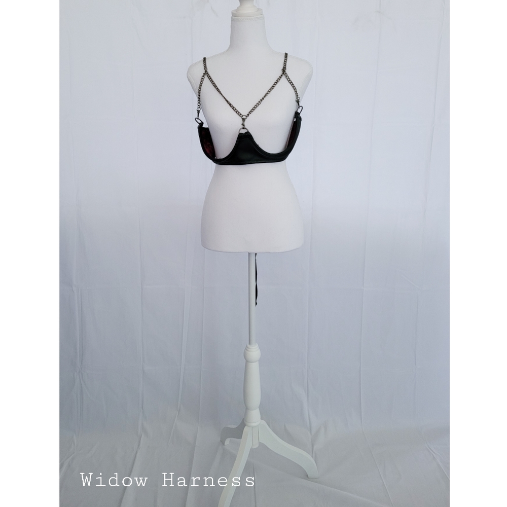 Chain Harness | Widow